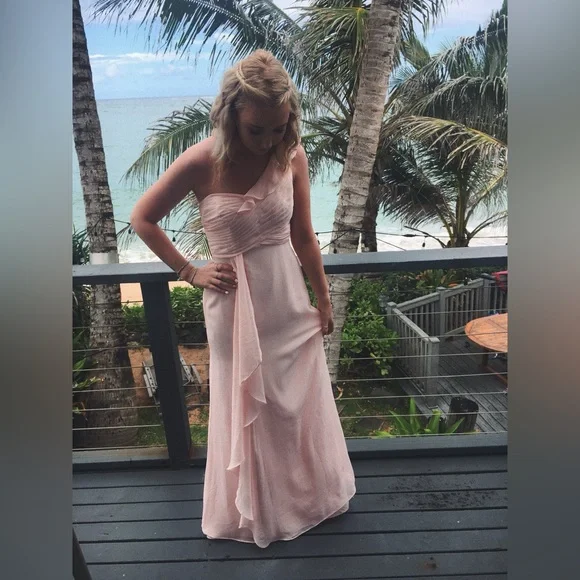 David’s Bridal Pink Bridesmaid/ Prom Dress Size 4 - Picture 6 of 6